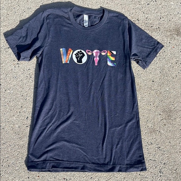 VOTE  Graphic T-Shirt XS blue Heather - Picture 3 of 5
